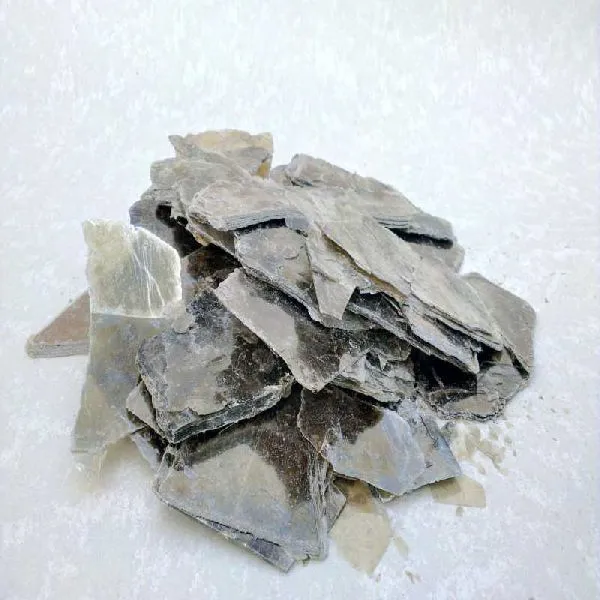 mica-scrap-1548844497-4682940.webp